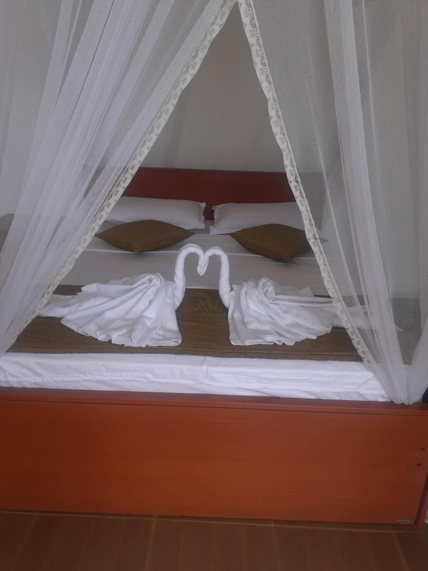 Ella Floating View Bed & Breakfast Exterior photo